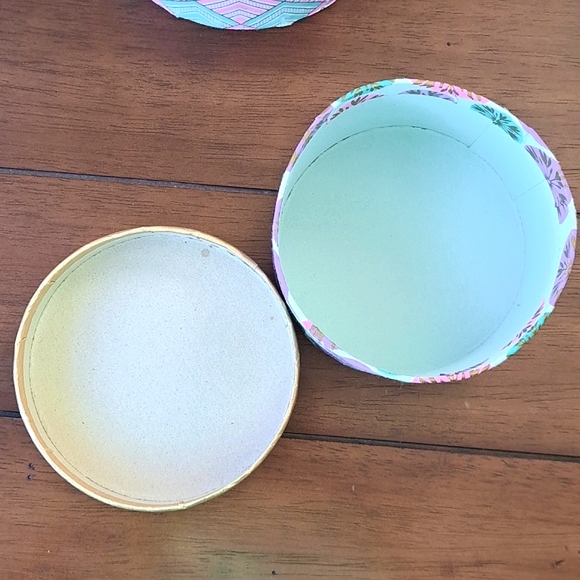 Cute Round Decorative Paper Storage Gift Box 6" 5" Two Pink Blue Gold Geometric - Picture 12 of 15